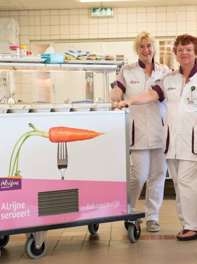 Meals on Wheels wagen.jpg