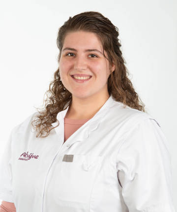 Felicia Panzali (1 Van 1)
