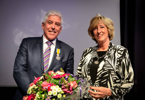 Ron Treffers en burgemeester Laila Driessen foto door Mike Bink.jpg