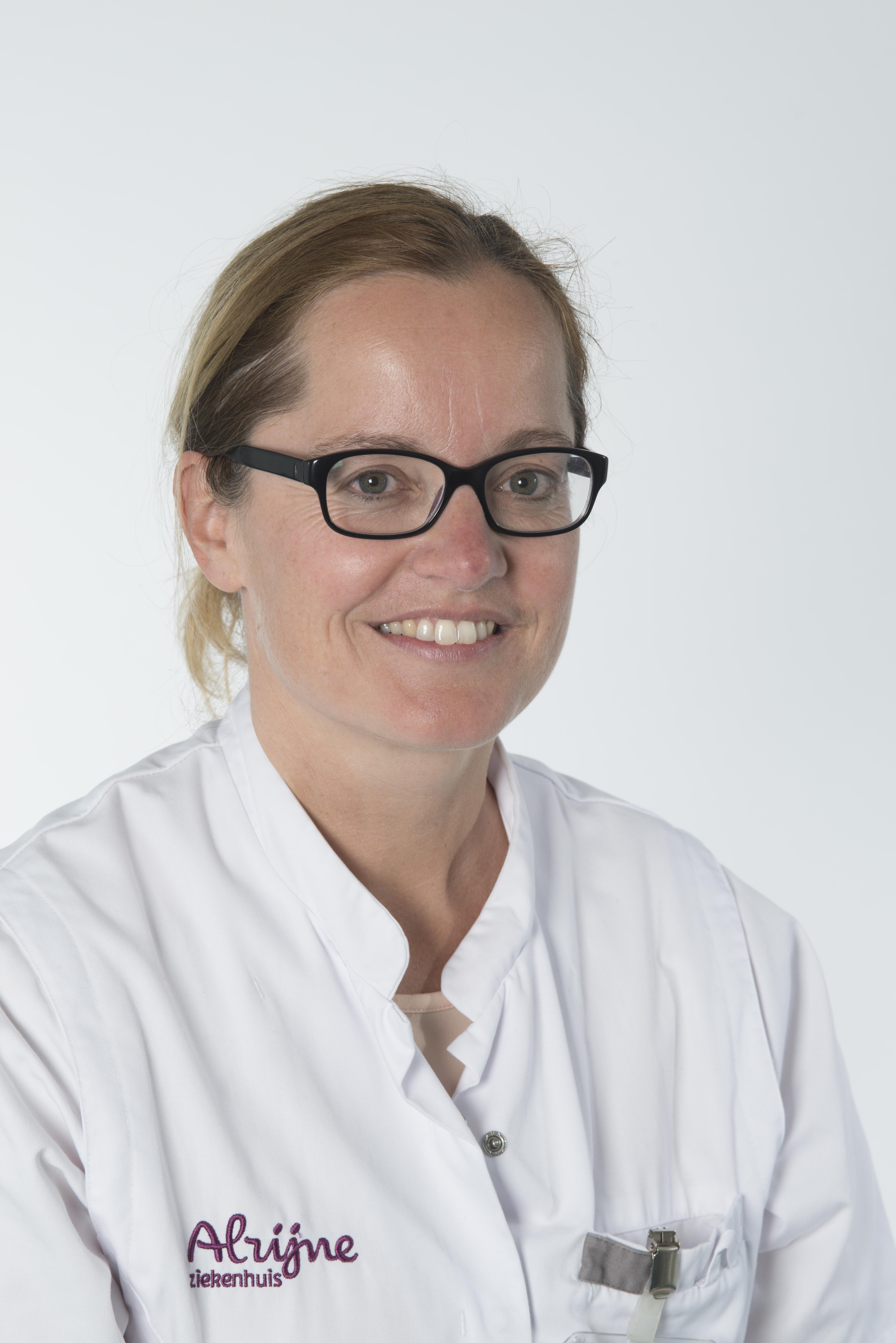 Pereira Arias Bouda ,L.M