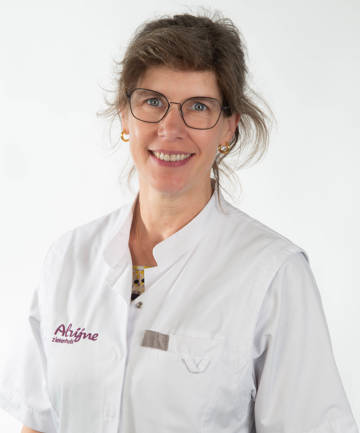 Berg PC Van Den (Petra) Ergotherapeut Paramedische Diensten(1 Van 1)