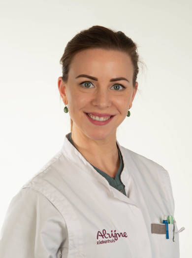 Portret Gjertsen JS (Jennifer) (1 Van 1)